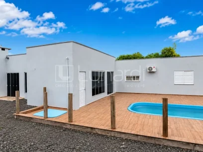 Casa com 3 Dormitórios - Lunardi Imóveis