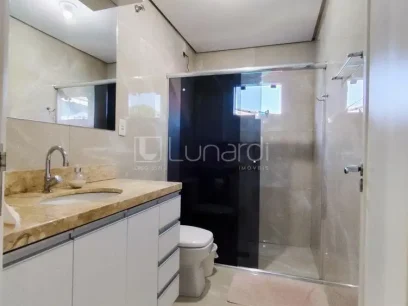 Casa com 3 Dormitórios - Miniatura - Lunardi Imóveis