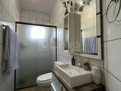 Casa com 3 Dormitórios - Miniatura - Lunardi Imóveis