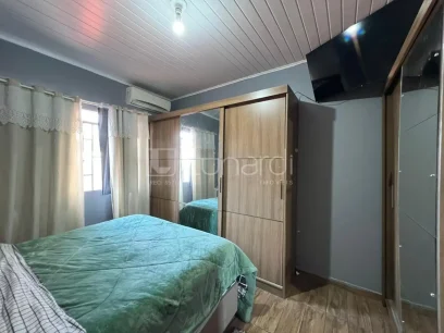 Casa com 3 Dormitórios - Miniatura - Lunardi Imóveis