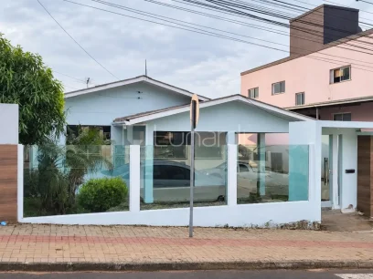 Casa com 3 Dormitórios - Lunardi Imóveis