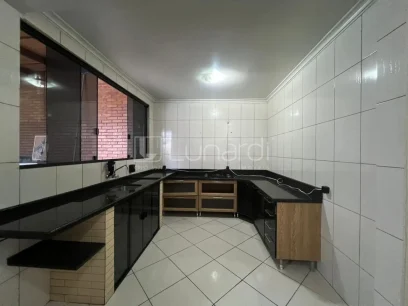 Casa com 4 Suítes - Miniatura - Lunardi Imóveis