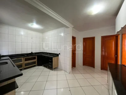 Casa com 4 Suítes - Miniatura - Lunardi Imóveis