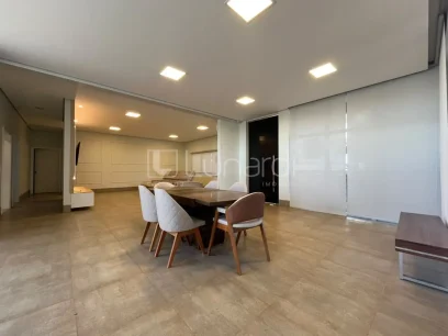 Casa com 3 Dormitórios - Miniatura - Lunardi Imóveis