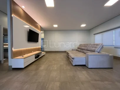 Casa com 3 Dormitórios - Miniatura - Lunardi Imóveis