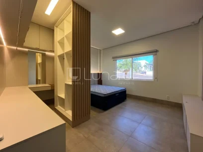 Casa com 3 Dormitórios - Miniatura - Lunardi Imóveis