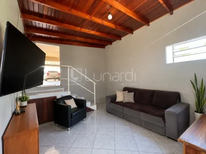 Casa com 3 Dormitórios - Miniatura - Lunardi Imóveis
