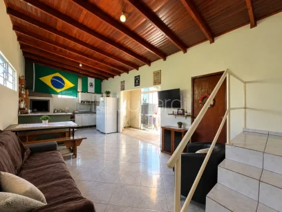 Casa com 3 Dormitórios - Miniatura - Lunardi Imóveis