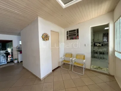 Casa com 3 Dormitórios - Miniatura - Lunardi Imóveis