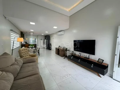 Casa com 3 Dormitórios - Miniatura - Lunardi Imóveis