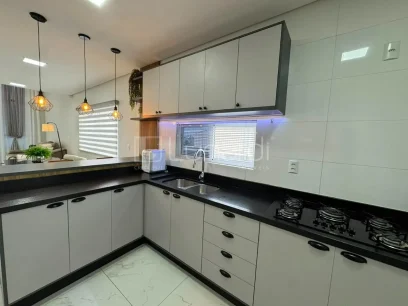 Casa com 3 Dormitórios - Miniatura - Lunardi Imóveis