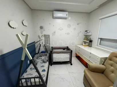 Casa com 3 Dormitórios - Miniatura - Lunardi Imóveis