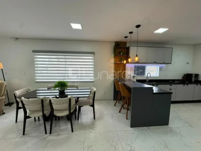 Casa com 3 Dormitórios - Miniatura - Lunardi Imóveis