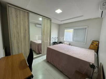 Casa com 3 Dormitórios - Miniatura - Lunardi Imóveis