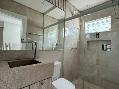 Casa com 3 Dormitórios - Miniatura - Lunardi Imóveis