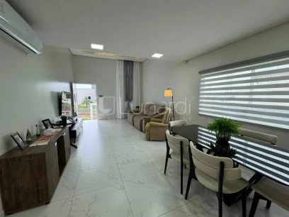 Casa com 3 Dormitórios - Miniatura - Lunardi Imóveis