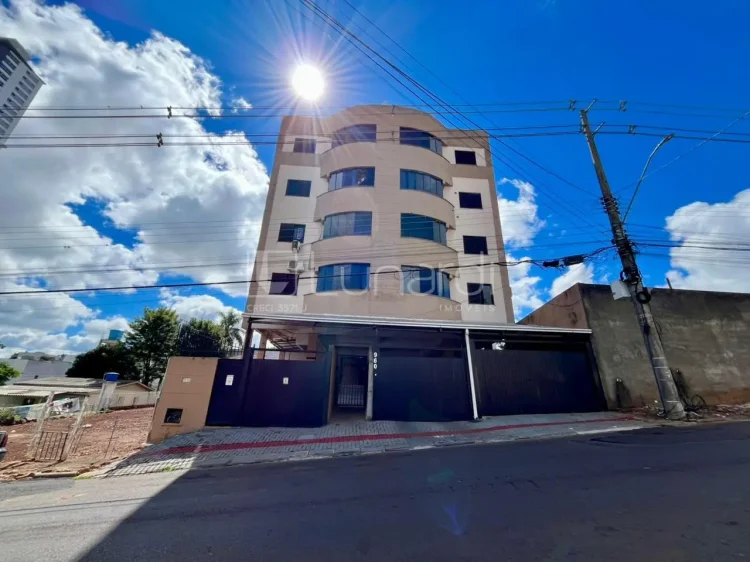 Apartamento com 2 Dormitórios - Lunardi Imóveis