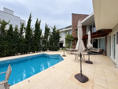 Casa com 4 Suítes - Miniatura - Lunardi Imóveis