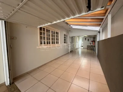 Casa com 3 Dormitórios - Miniatura - Lunardi Imóveis
