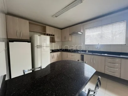 Casa com 3 Dormitórios - Miniatura - Lunardi Imóveis
