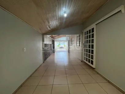 Casa com 3 Dormitórios - Miniatura - Lunardi Imóveis