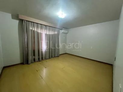 Casa com 3 Dormitórios - Miniatura - Lunardi Imóveis