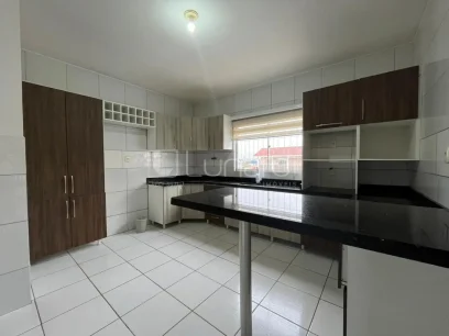 Casa com 3 Dormitórios - Miniatura - Lunardi Imóveis