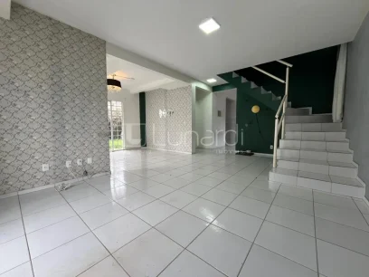 Casa com 3 Dormitórios - Miniatura - Lunardi Imóveis