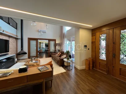 Casa com 4 Suítes - Miniatura - Lunardi Imóveis