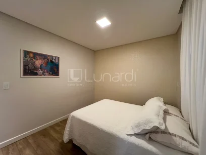Casa com 4 Suítes - Miniatura - Lunardi Imóveis
