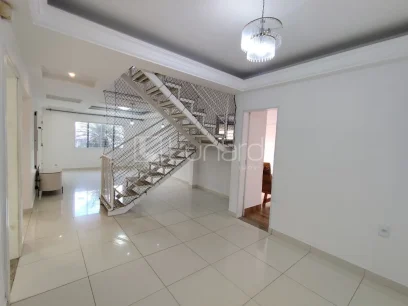 Casa com 3 Dormitórios - Miniatura - Lunardi Imóveis