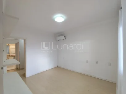 Casa com 3 Dormitórios - Miniatura - Lunardi Imóveis
