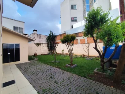 Casa com 3 Dormitórios - Miniatura - Lunardi Imóveis