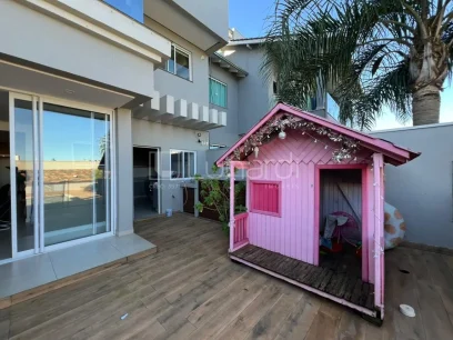 Casa com 3 Suítes - Miniatura - Lunardi Imóveis