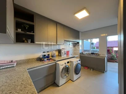 Casa com 3 Suítes - Miniatura - Lunardi Imóveis