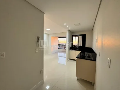 Apartamento com 3 Dormitórios - Miniatura - Lunardi Imóveis