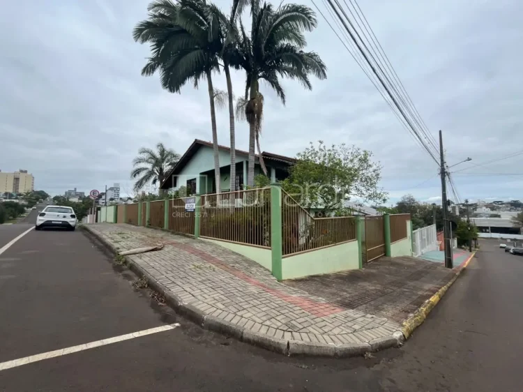 Casa com 2 Dormitórios - Lunardi Imóveis