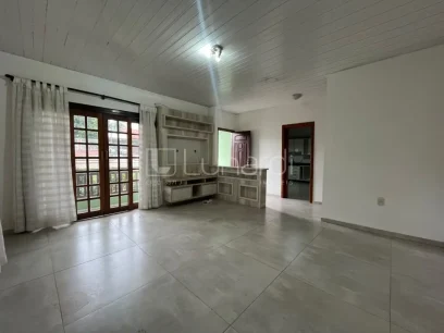 Casa com 2 Dormitórios - Miniatura - Lunardi Imóveis