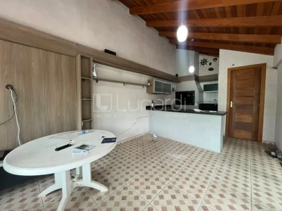 Casa com 2 Dormitórios - Miniatura - Lunardi Imóveis