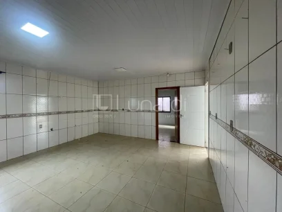 Casa com 3 Dormitórios - Miniatura - Lunardi Imóveis