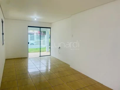 Casa com 3 Dormitórios - Miniatura - Lunardi Imóveis