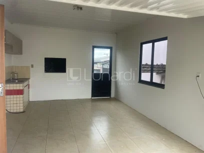 Casa com 3 Dormitórios - Miniatura - Lunardi Imóveis