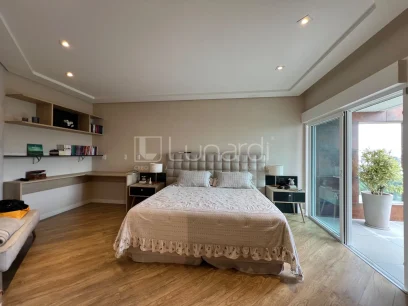 Casa com 4 Suítes - Miniatura - Lunardi Imóveis