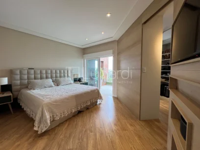 Casa com 4 Suítes - Miniatura - Lunardi Imóveis