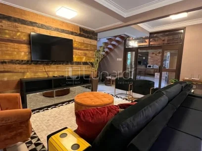 Casa com 3 Dormitórios - Miniatura - Lunardi Imóveis