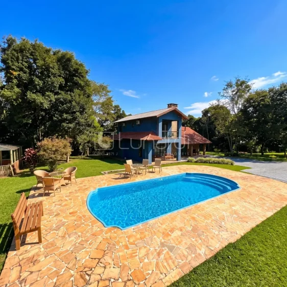 Casa com 3 Dormitórios - Lunardi Imóveis
