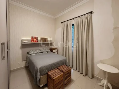 Casa com 3 Dormitórios - Miniatura - Lunardi Imóveis