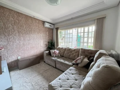 Casa com 3 Dormitórios - Miniatura - Lunardi Imóveis
