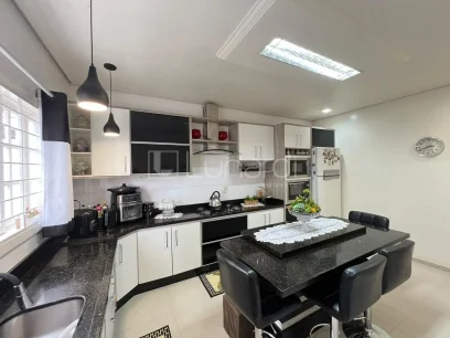 Casa com 3 Dormitórios - Miniatura - Lunardi Imóveis