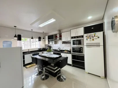Casa com 3 Dormitórios - Miniatura - Lunardi Imóveis